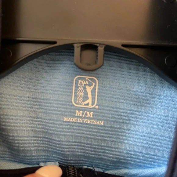 PGA Store Quarterzip - Picture 3 of 3